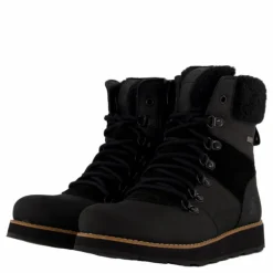 Ariel F Black