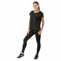 Aubree Ss Loose Training Tee Black