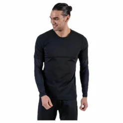 Avery LS Tech Tee Black