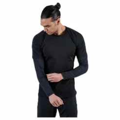 Avery LS Tech Tee Black