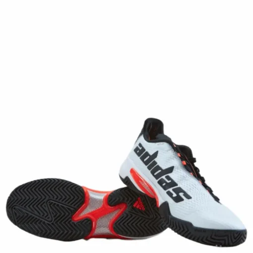 Barricade M 000/white