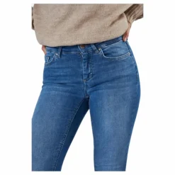 Blush Life Mid Skinny Blue
