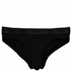 Ess' Cheeky Black