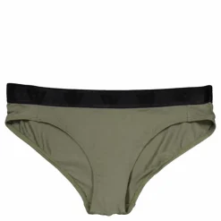 Ess' Cheeky Olive