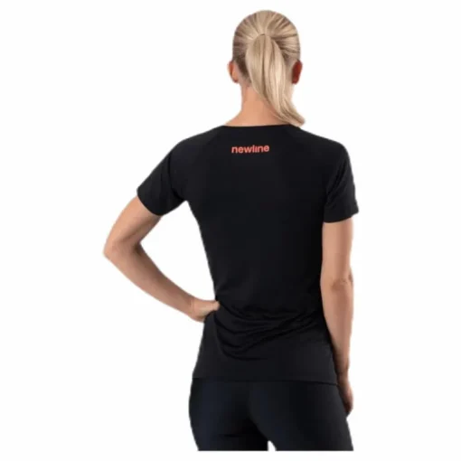 Essential Tee Black