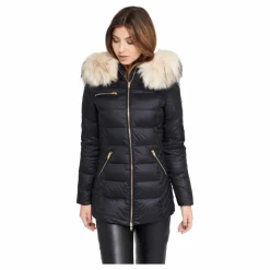 Eve Black/arctic