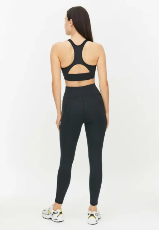 Flattering Curved High Waist T Black