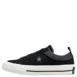 One Star Jr Black