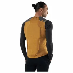 Protector Vest Brown