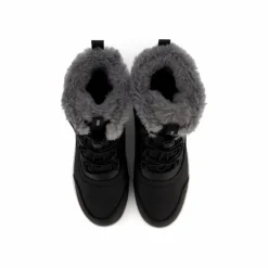 Snowy Black/white