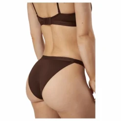 Tanga Umber
