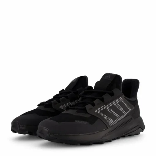 Terrex Trailmaker COLD.RDY Hiking Shoes Core Black / Core Black / Dgh Solid Grey