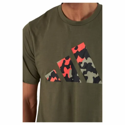 Train Essentials Seasonal Logo Training T-Shirt Olistr