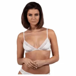 Unlined Triangle White